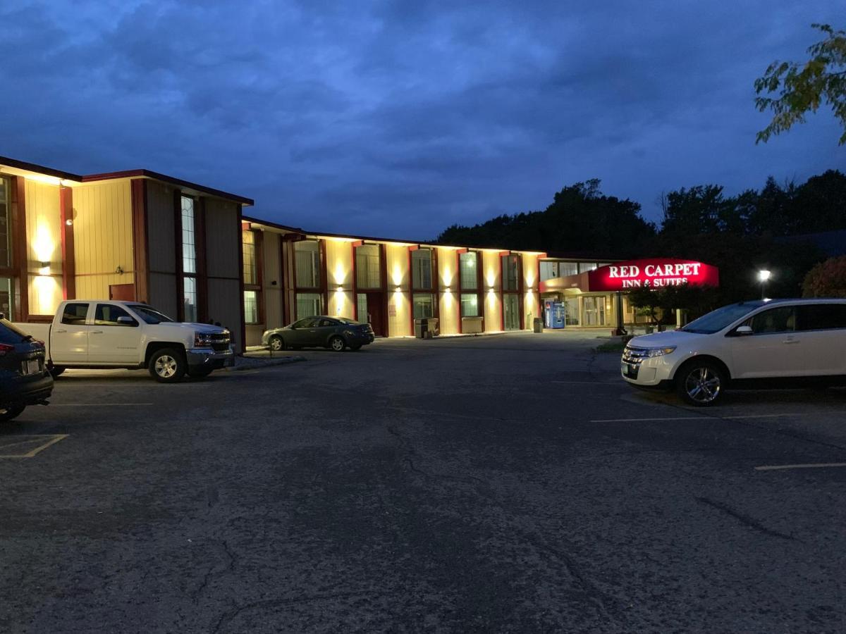 Red Carpet Inn&Suites Ebensburg Buitenkant foto