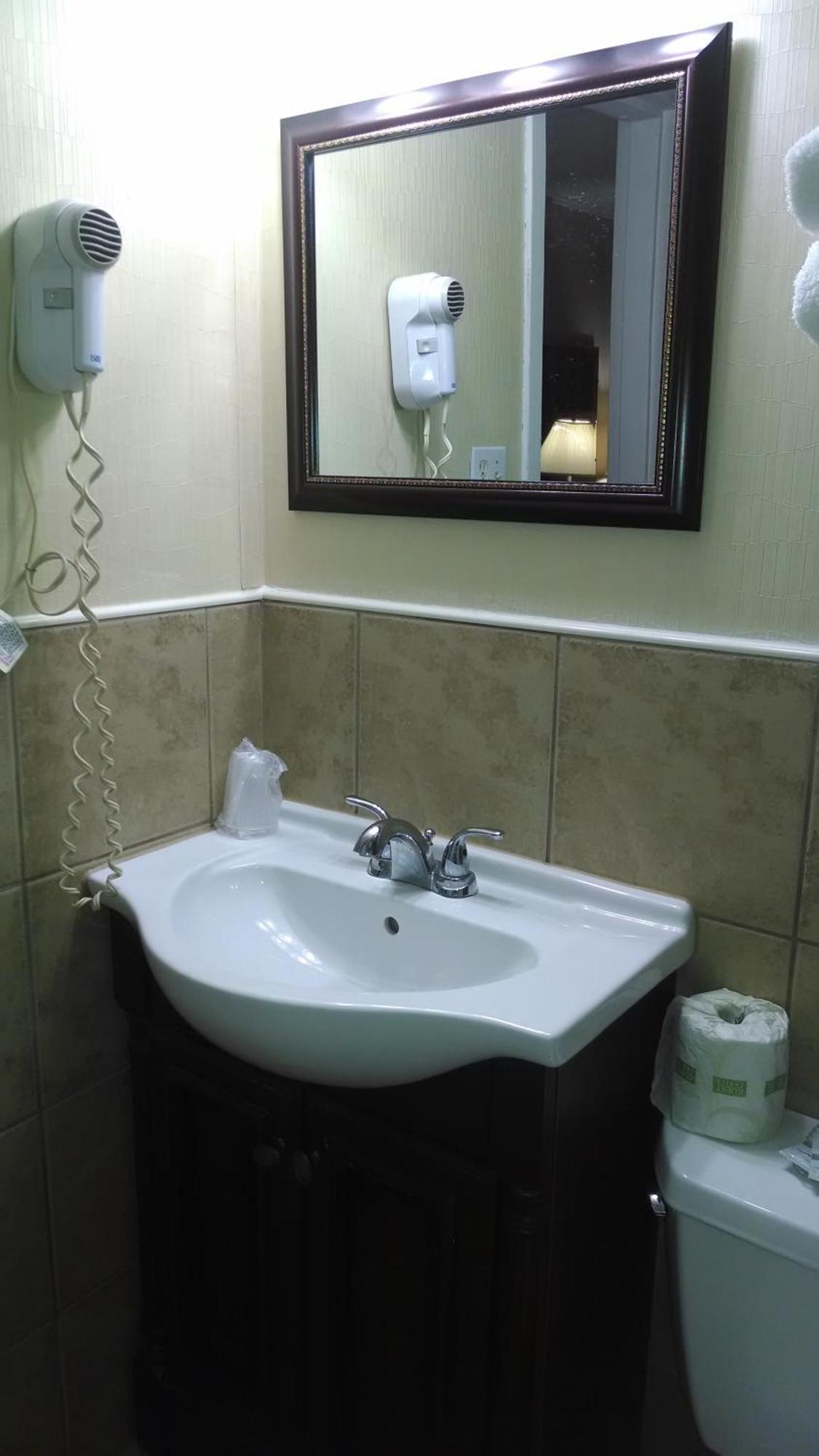 Red Carpet Inn&Suites Ebensburg Kamer foto