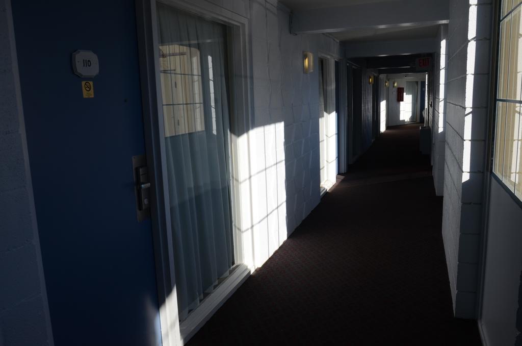 Red Carpet Inn&Suites Ebensburg Buitenkant foto