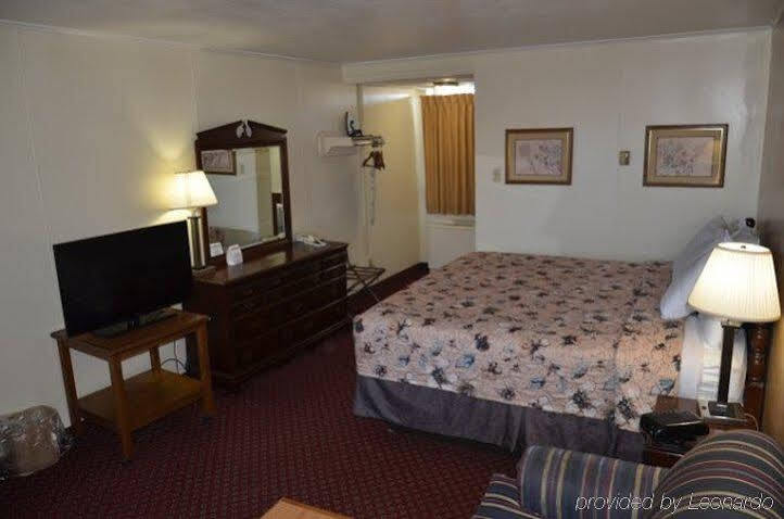 Red Carpet Inn&Suites Ebensburg Buitenkant foto